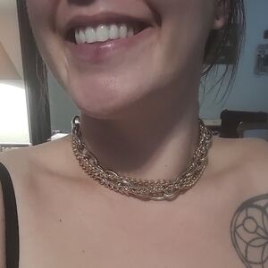 EUC Gold Chain Choker